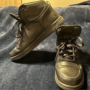 Men’s black Nike high tops size 11.5